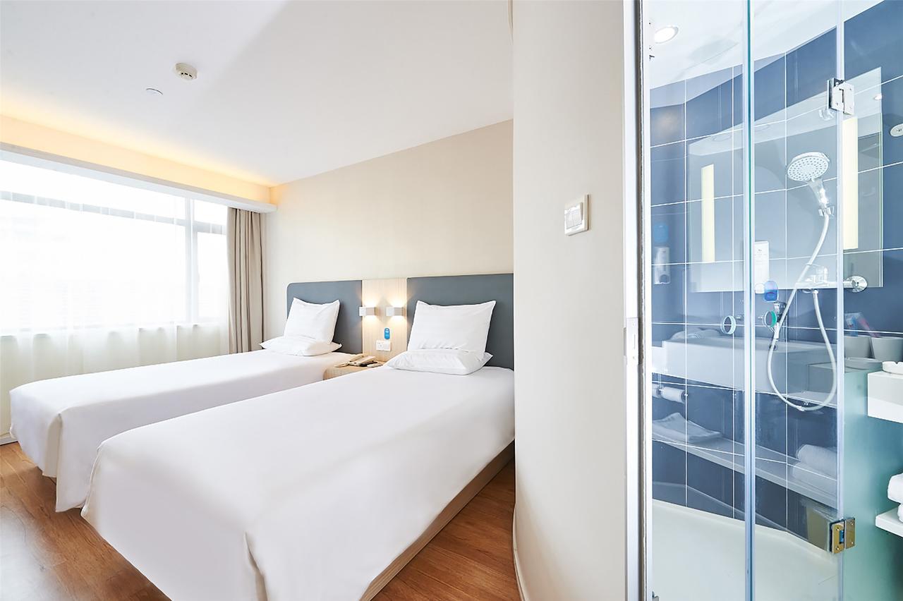 Hanting Hotel Nanjing Wutang Square Exterior photo